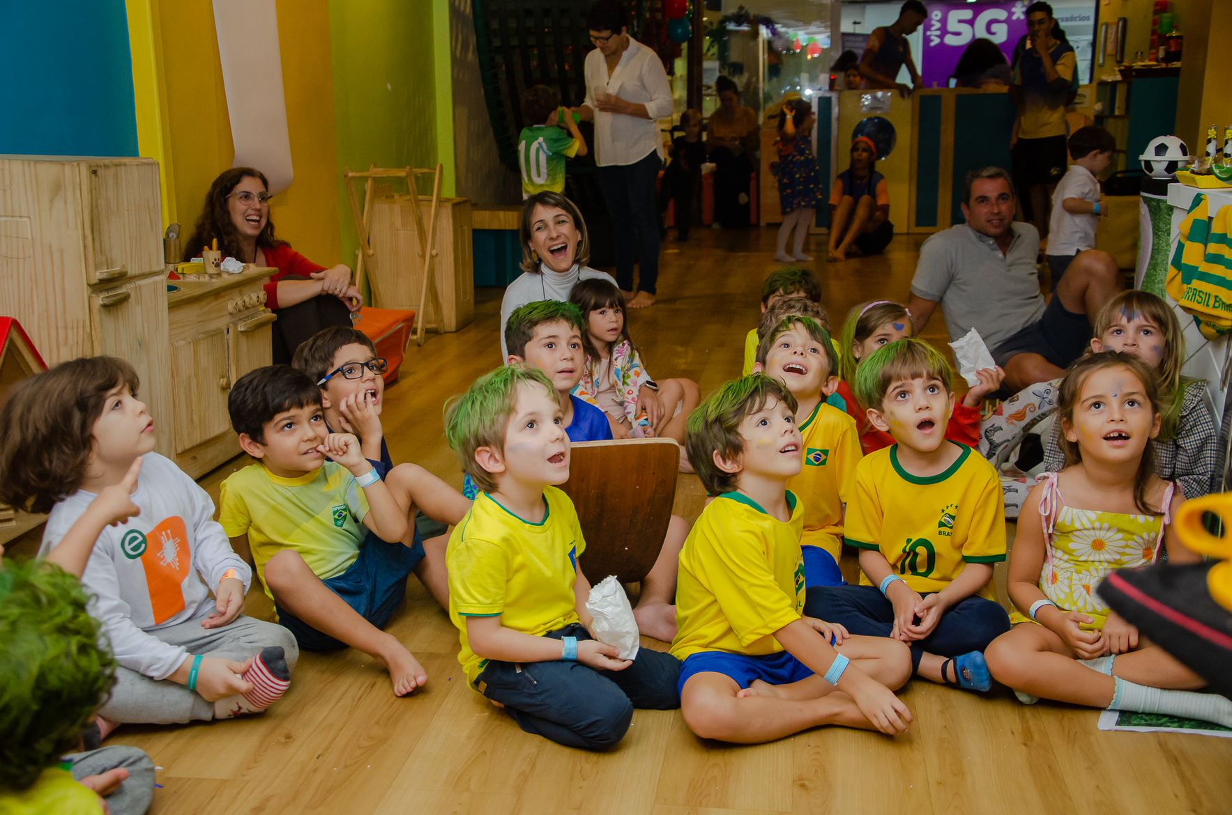 Botafogo Praia Shopping - Os pequenos adoram brincar no Clube do Foguinho!  😍 Confira a programação da semana e traga as crianças: 🗓️ Sábado 🕚 11h,  para os bebês:⠀⠀ 📏 10/09 Jogo